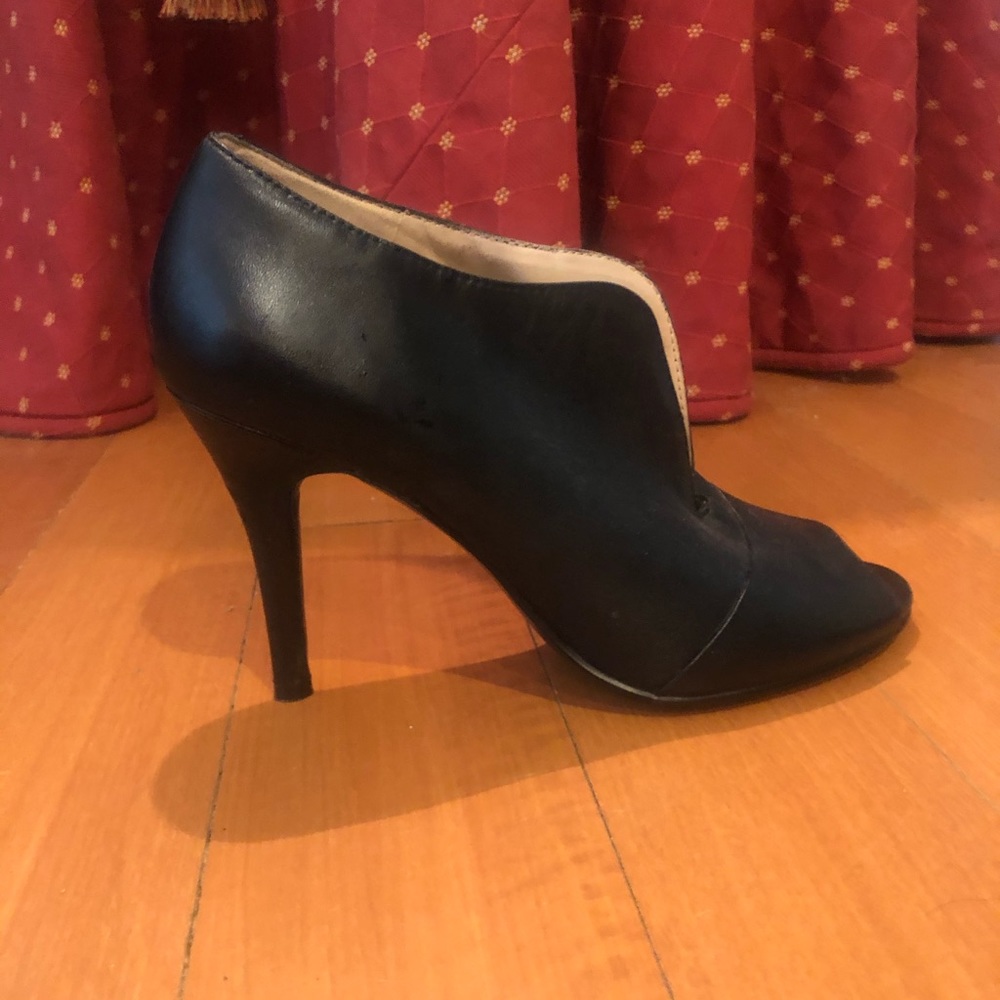 Women’s Nine West heels